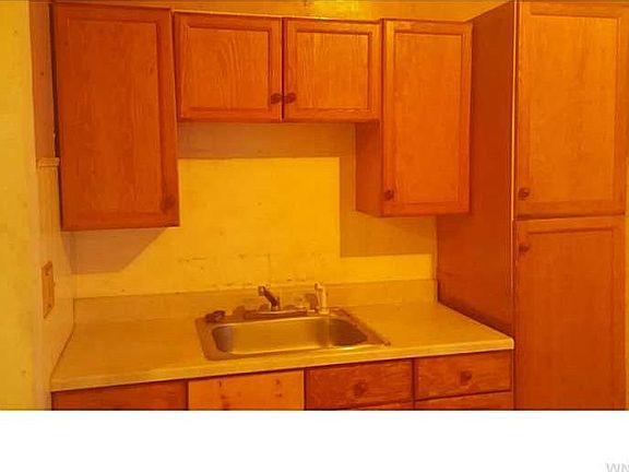 4th image of 429 Dartmouth Ave