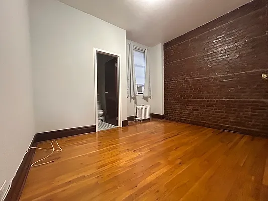 Rented by Compass | media 11