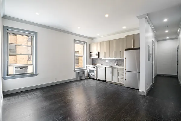 Rented by MNS | media 4