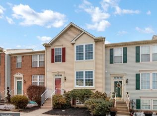 19 Hibiscus Dr, Newark, DE 19702