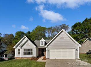 1727 Running Brook Rd, Charlotte, NC 28214