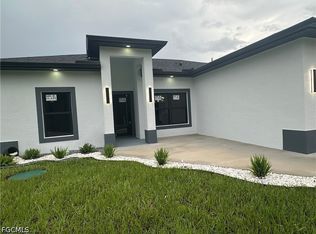 1001 W 17th St, Lehigh Acres, FL 33972