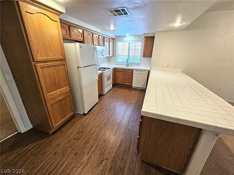 3327 Erva St #125 — Photo 7