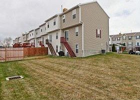 2nd image of 2807 S Archmore Ct