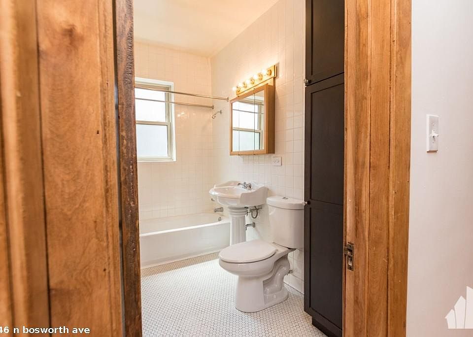 1st image of 3546 N Bosworth Ave #1626
