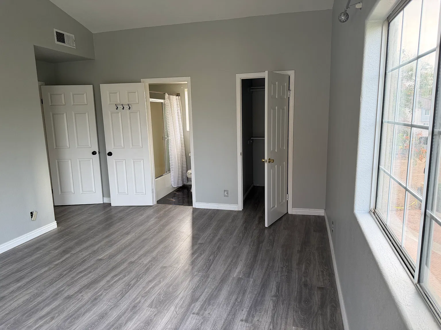 E Spruce St, Placentia — Photo 3