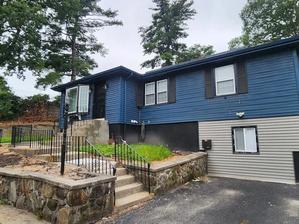 6 Grape St, Providence, RI 02908