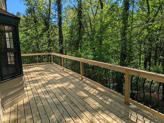 5th image of 216 S Lady Slipper Ln