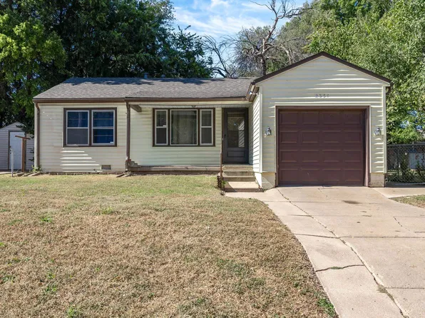 2351 S Terrace Dr, Wichita, KS 67218