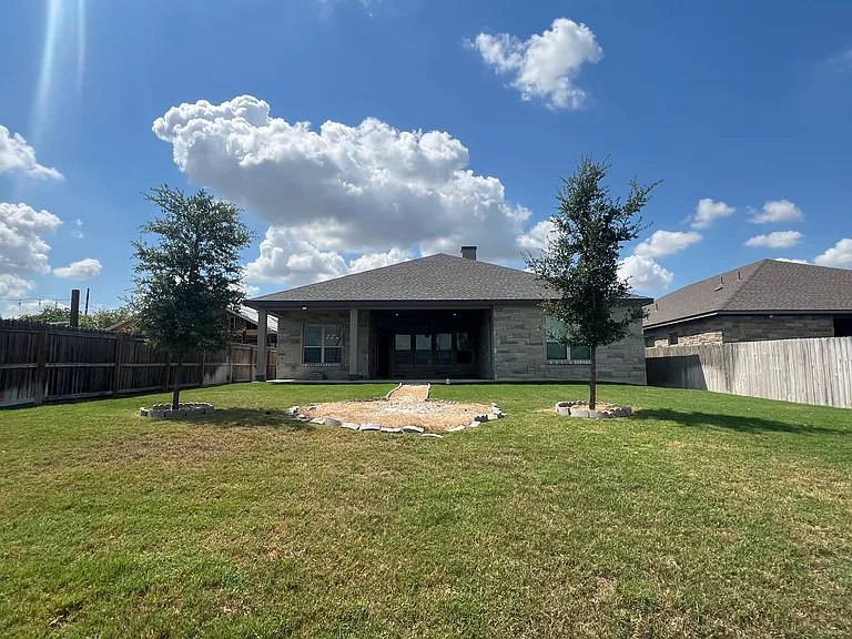4815 Viewcrest Rd — Photo 41
