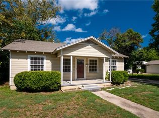 316 Powell Ave, Kerrville, TX 78028