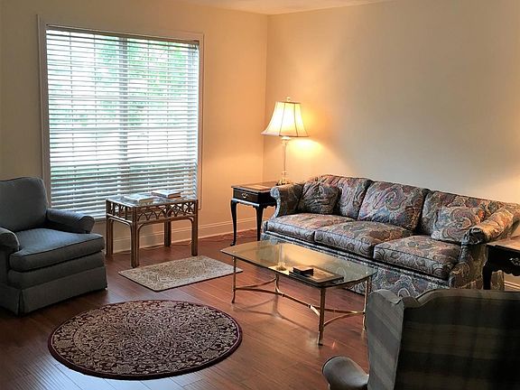 3rd image of 10866 Ponds Ln