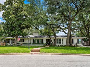 5200 Lockwood Dr, Waco, TX 76710