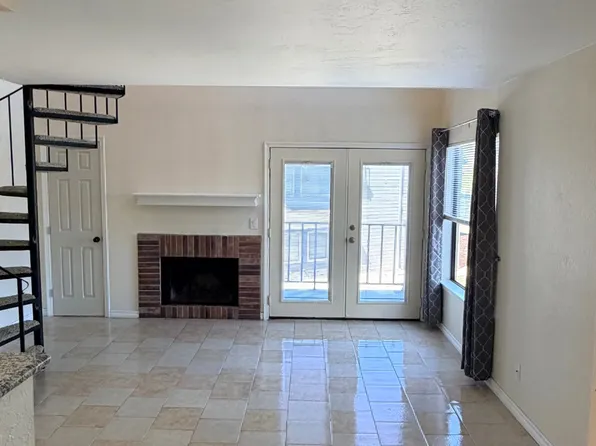 11530 N May Ave #D201, Oklahoma City, OK 73120