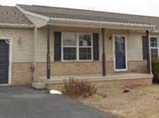 16900 Sheffield Ct, Williamsport, MD 21795