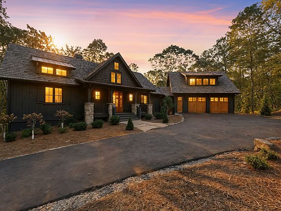 2nd image of 906 New Settlers Way