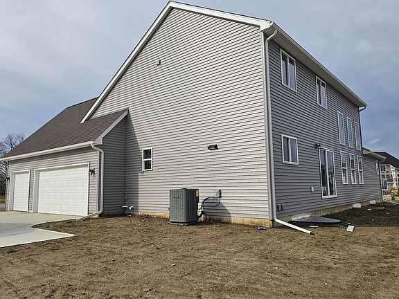 3rd image of 10673 Valley View Dr