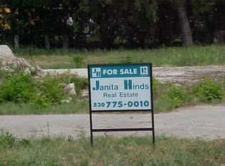 227 E Broadway St, Del Rio, TX 78840