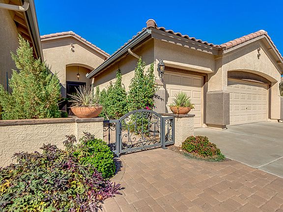 4th image of 4158 E Clubview Dr