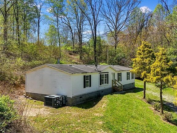 2nd image of 1161 Essary Rd