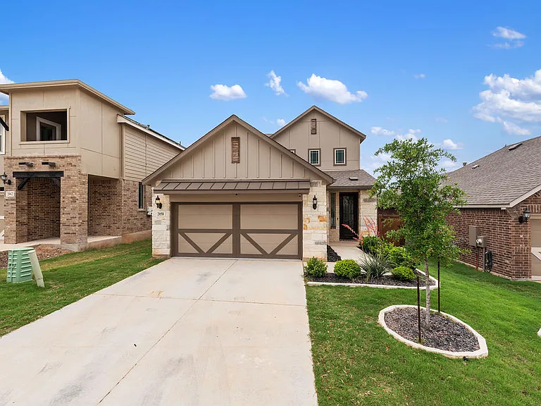 2058 Egret Ave — Photo 1