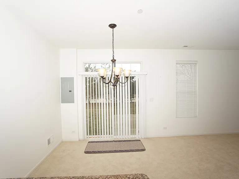 210 Portage Ln #D — Photo 8