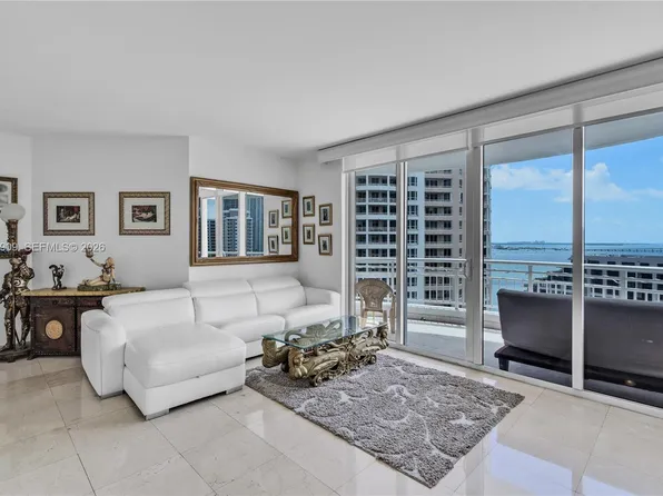 848 Brickell Key Dr, Miami, FL