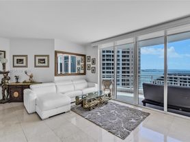 848 Brickell Key Dr