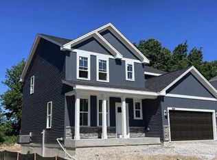 1131 Mt. Vernon DRIVE, Hartford, WI 53027