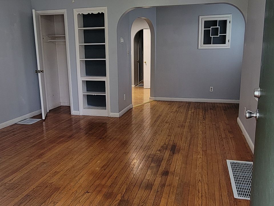 1st image of 2455 Winwood Ave