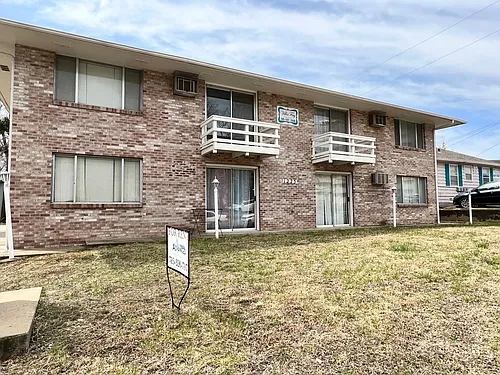 1225 Claflin Rd #2 Photo 1