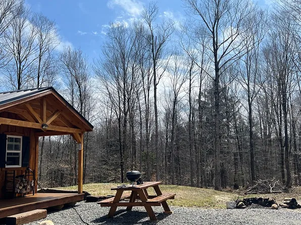 806 Jerseyfield Rd, Little Falls, NY 13365