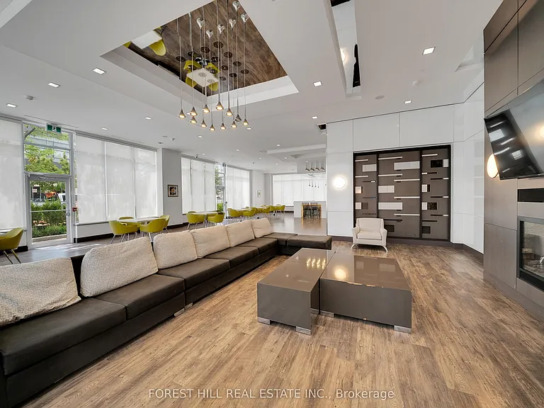 7890 Bathurst St #1706 — Photo 33