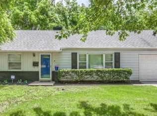 2805 W 75th St, Prairie Village, KS 66208