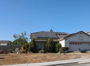 1800 Black Forest Dr, Hollister, CA