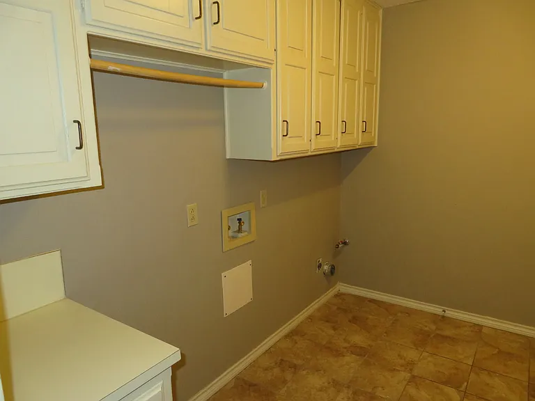 5106 1st Pl — Photo 13