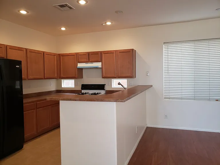 8904 Nautilus Vista Ct — Photo 19