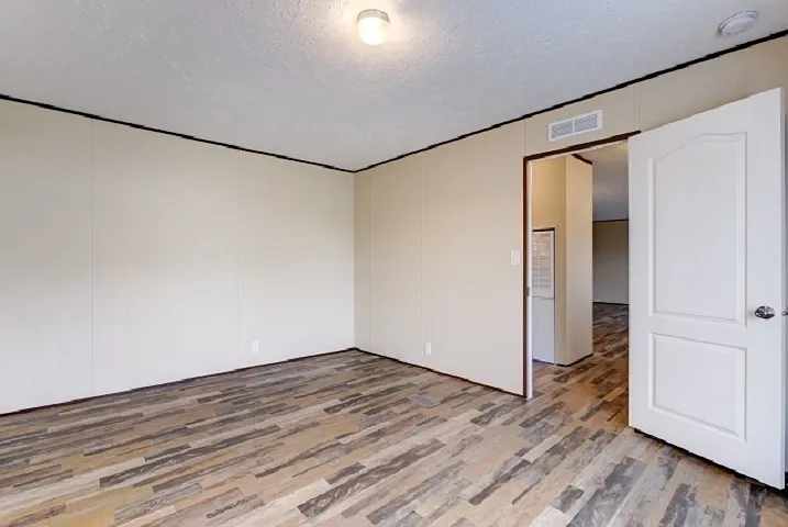 106 Luart Drive - 1 — Photo 4