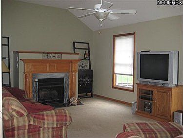 5th image of 404 Villa East Dr #2
