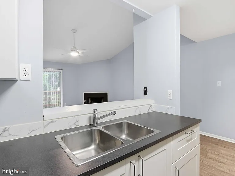11510 Little Patuxent Pkwy #407 — Photo 17