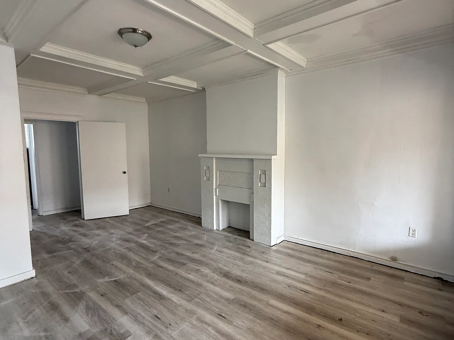 3 bed, 1250 sqft, $1,795 — Photo 3