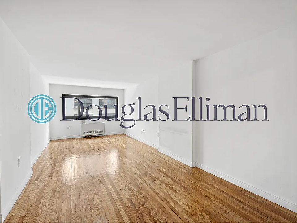1st image of 295 Park Ave S APT 3P