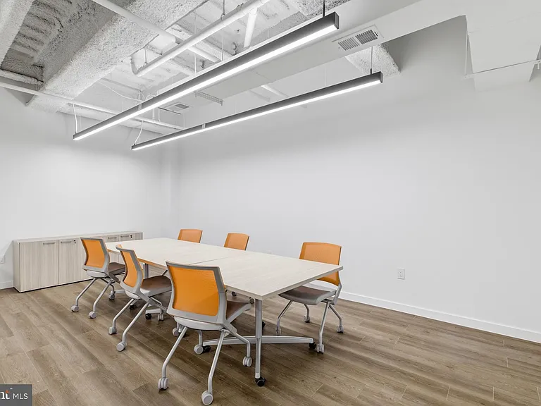 915 N Broad St #601 — Photo 35