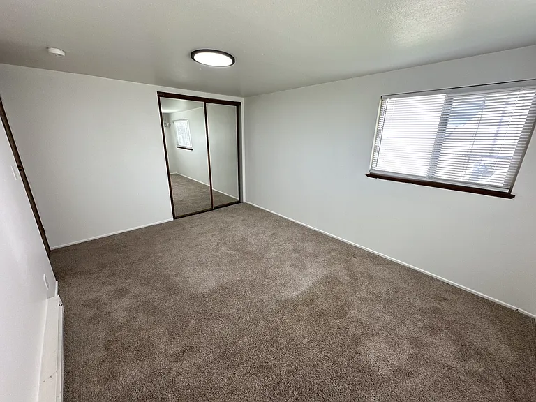 810 Wright Ave — Photo 10