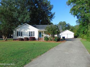 206 Simbelyn Dr, Nashville, NC 27856