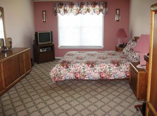 49 Madison Dr, Plainsboro, NJ 08536