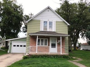 709 E 9th St, Kewanee, IL 61443