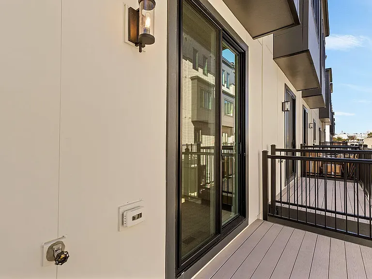 23 Lower Service Ct NW — Photo 15