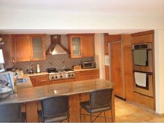 5th image of 157 Barlow Dr S