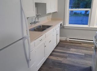 133 N Monroe St #10, Merrill, OR 97633